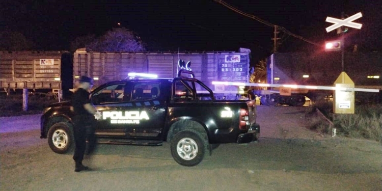 Una mujer fue arrollada por un tren y sufrió graves heridas
