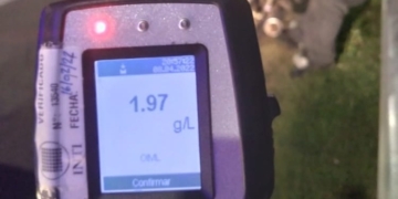 Manejaba en moto por autopista con 1.97 g/l de alcohol en sangre