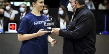 Argentina subcampeón del Sudamericano y Ange Giacone integra el quinteto ideal