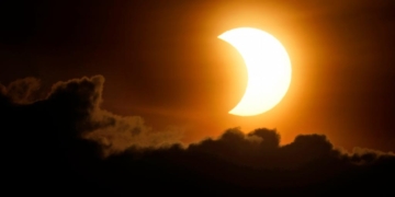 Un impactante eclipse solar se apoderará del cielo este sábado