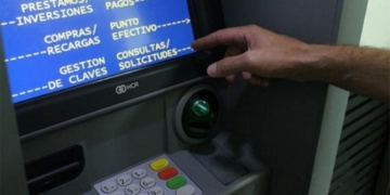 Nuevo cronograma de pago de sueldos para trabajadores y jubilados santafesinos