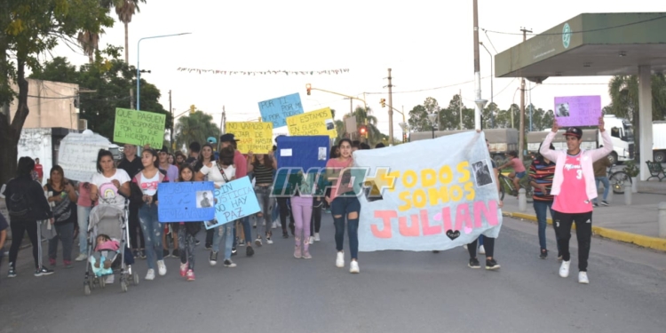 San Genaro marchó en pedido de justicia por Julián: «Que caigan todos»