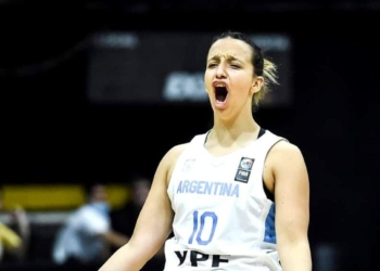 ¡Gritalo Ange! la oliverense se metió en las semis del Sudamericano con la selección