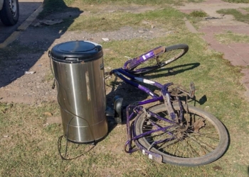 Robó un secarropas en Timbúes y lo llevaba en bicicleta: fue aprehendido