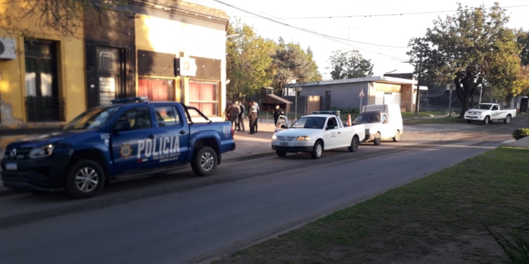 Maciel: una mujer herida al ser impactada por una camioneta en el centro