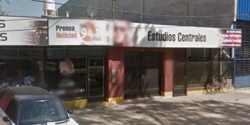 Un rayo cayó en la antena de la radio 94.1 de Maciel y la dejó fuera de aire