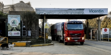 Un camionero fue encontrado sin vida en la planta de Vicentin
