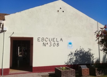 Cena show a beneficio de la escuela Nº 308 de Puerto Aragón