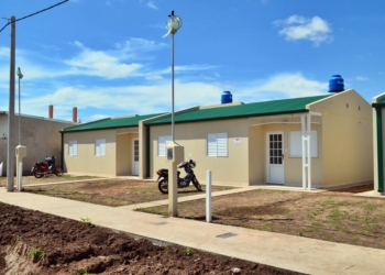 La Comuna de Oliveros y UPCN proyectan la posibilidad de construir viviendas