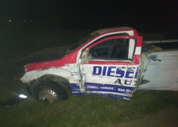 Un hombre herido al chocar una camioneta y un camión en Ruta 34