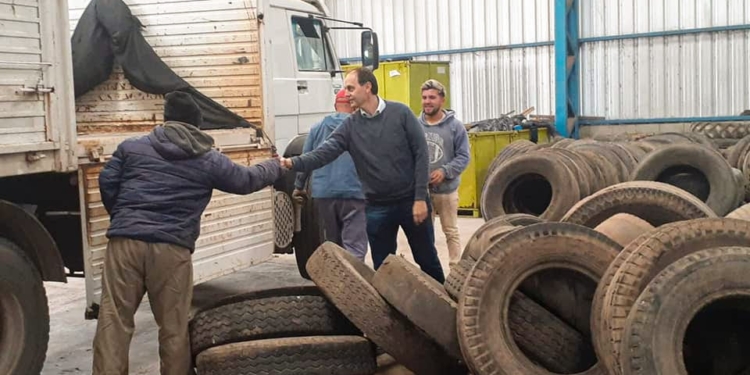 Iriondo Recicla entregó su tercer camión con neumáticos