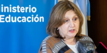 Lenguaje inclusivo en escuelas santafesinas: Cantero aseguró que «no se evalúa prohibir su uso»