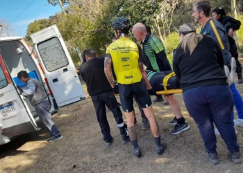 Un hombre cayó de su bicicleta en el circuito de Andino: fue rescatado y hospitalizado