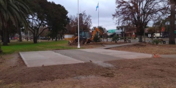 Maciel trabaja en la recuperación de espacios públicos con iluminación, parquizado y trabajos en general