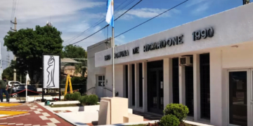 Detuvieron a ex funcionaria de la región que le propuso a su hijo vender droga para “dejar de matar”