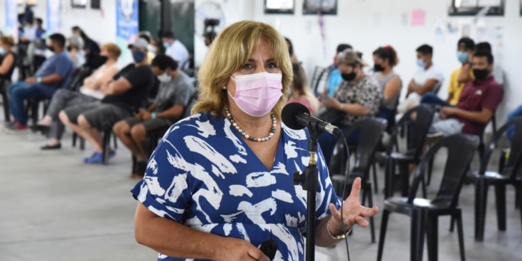 Covid: bajaron un 20% los casos y Santa Fe no registró víctimas fatales