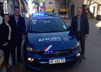 Barrancas, San Genaro, Coronda y Gálvez recibieron móviles policiales