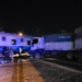 Un camión impactó contra un tren de pasajeros y una persona resultó herida