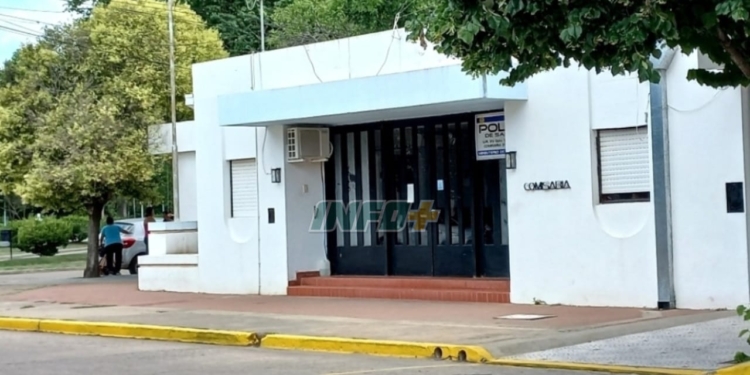Barrancas: un hombre de 80 años fue detenido por intentar apuñalar a una mujer