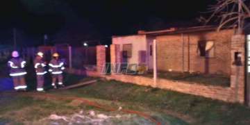 Ardió una vivienda en Barrancas y sospechan que fue intencional