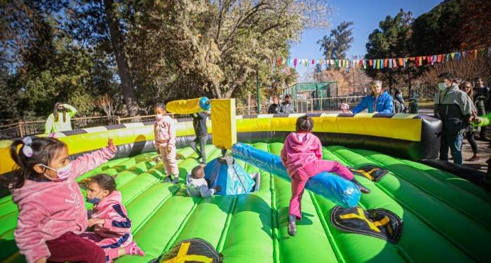 Vacaciones en Timbúes con un parque de juegos, payasos, Dj en vivo, artesanos y mucho más