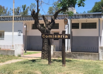 Un vecino de Andino fue abordado por delincuentes a caballo: uno cayó y huyeron