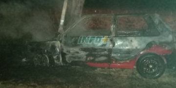 Serodino: las llamas consumieron un auto de un vecino de San Genaro