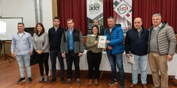 San Genaro: entregaron aportes a productores de la región afectados por la sequía