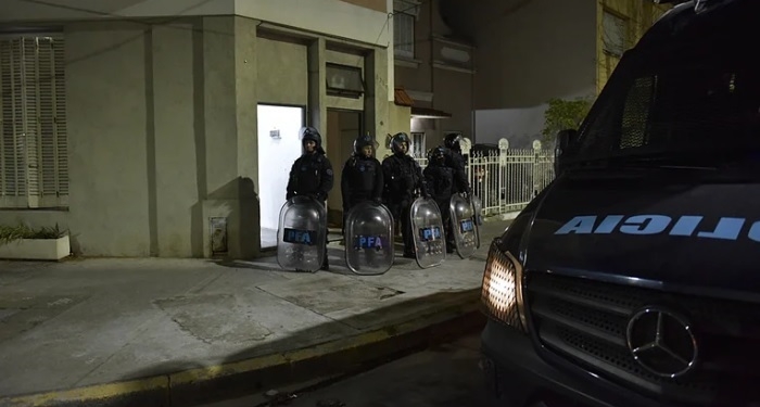 Hallaron 100 balas en el domicilio del detenido por el ataque a Cristina Fernández