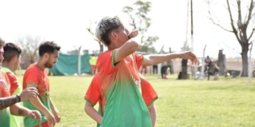 Inclusión y amor: Marquitos debutó en Únión de Clarke a pura emoción