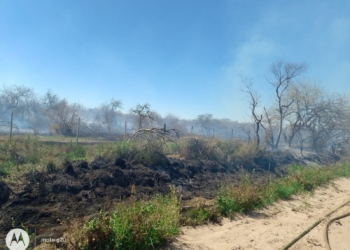 Bomberos Barrancas trabajaron en cinco incendios de pastizales durante el sábado