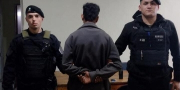 Fue detenido mientras intentaba robar cereal del vagón de un tren