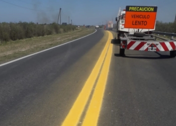 Comenzaron a repintar la Ruta 11 entre Barrancas y Sauce Viejo