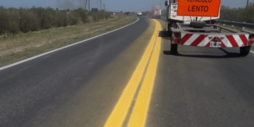 Comenzaron a repintar la Ruta 11 entre Barrancas y Sauce Viejo