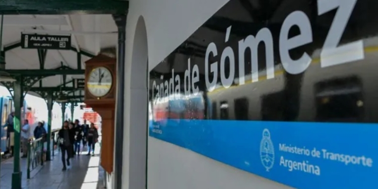 Más de 6 mil personas ya viajaron en el tren Rosario – Cañada de Gómez y estudian sumar otra frecuencia