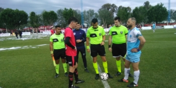 Unión se quedó con el clásico totorense y se metió en la semifinal del año