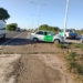 Un auto impactó contra una columna de alumbrado sobre autopista