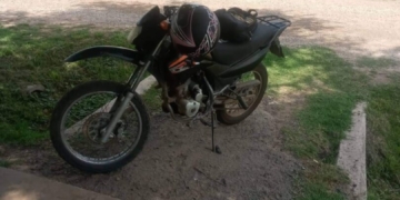 Robaron dos motos a la vera de Ruta 91 entre Serodino y Andino