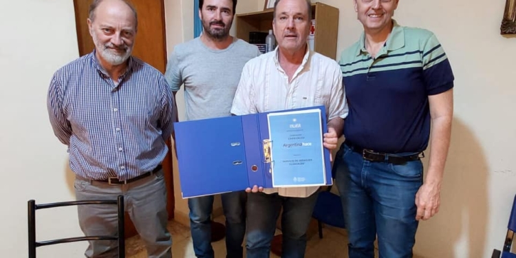 Avanzan las cloacas en la región: presentaron el proyecto de Carrizales