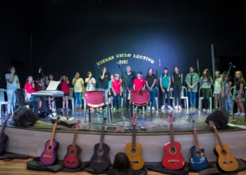 El Centro Cultural Timbúes cerró el año con la muestra de sus 500 alumnos