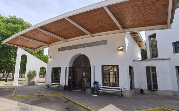 Llaman a licitación pública para la concesión del bar de la terminal de Totoras