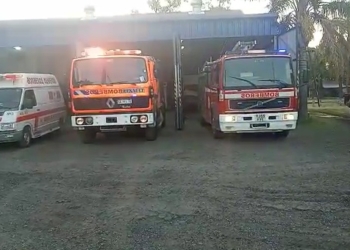 Bomberos Voluntarios de la región hicieron sonar sus sirenas en protesta