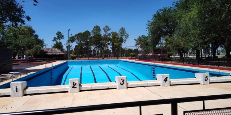 El natatorio del parque comunal de Centeno en obras para la nueva temporada