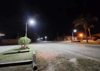 La Av. Centenario de Carrizales ya luce su nueva iluminación LED