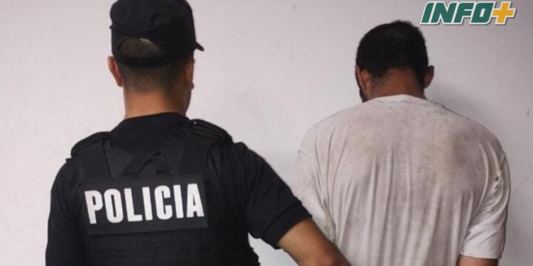 Fueron descubiertos robando y se arrojaron a un arroyo para no ser detenidos