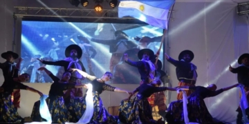 Correa tendrá 3 noches del Festival Internacional «El Latinoamericano», hermanando pueblos