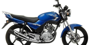 Robaron una moto y herramientas en un taller en Serodino