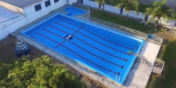 Ingresaron a la pileta del Club Alba de madrugada, se grabaron y subieron a Instragram