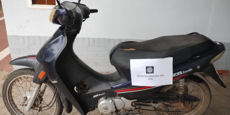 Recuperaron en San Genaro una moto que había sido robada