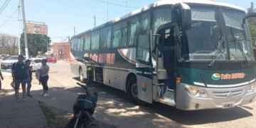 Tata Rápido y Guemes recortaron servicios en la región